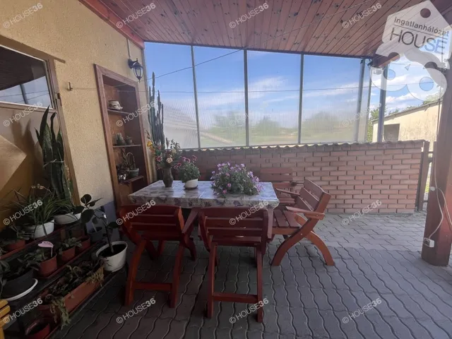 Eladó ház Miske 130 nm