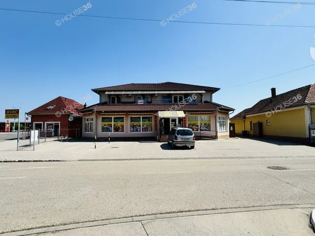 Eladó ház Tiszakécske 769 nm
