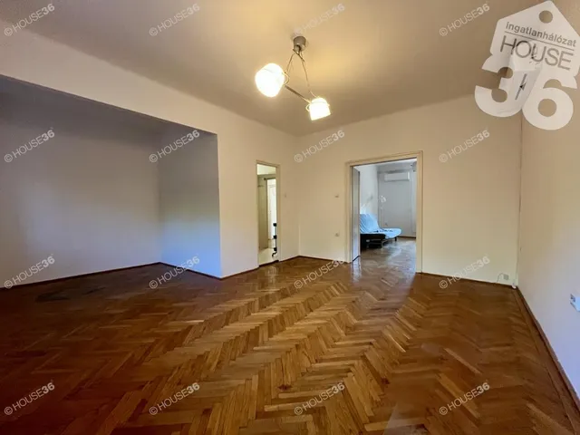 Eladó lakás Kecskemét, Belváros 81 nm