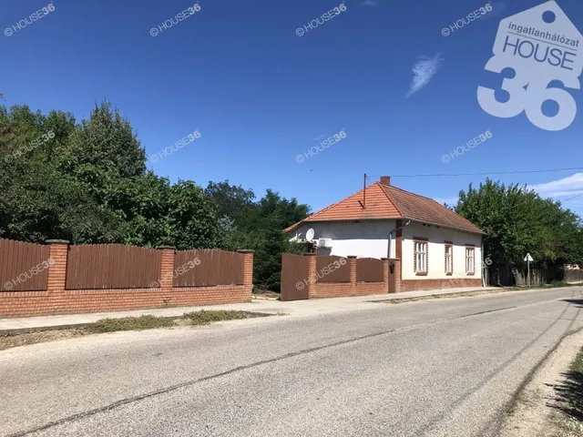 Eladó ház Tiszasas 90 nm
