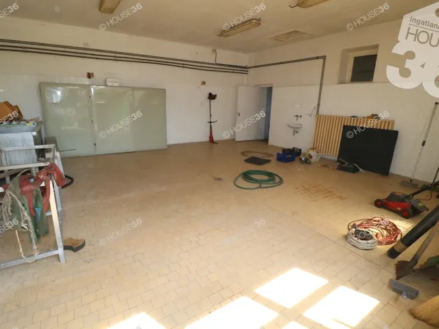 Eladó ház Kiskőrös 250 nm