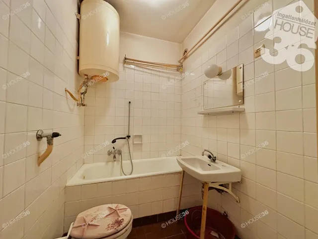 Eladó lakás Kecskemét, Hunyadiváros 44 nm