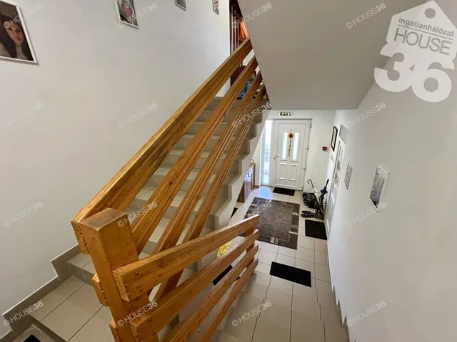 Eladó ház Kecskemét, Hetényegyháza 360 nm