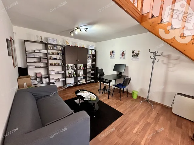 Eladó ház Kecskemét, Hetényegyháza 360 nm