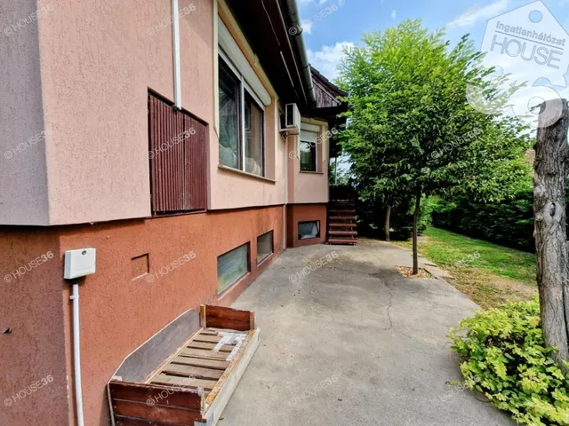 Eladó ház Kiskunfélegyháza, Bankfalu 125 nm