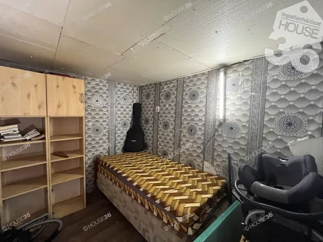 Eladó ház Törtel 56 nm