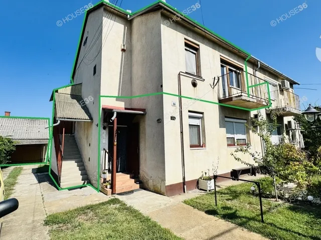 Eladó ház Kecskemét, Hunyadiváros 60 nm