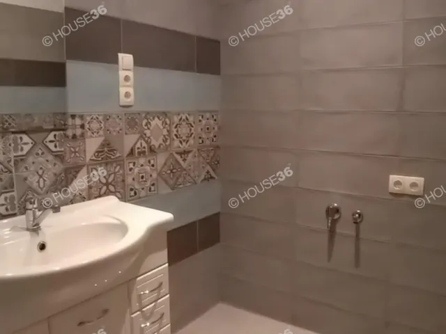 Kiadó lakás Kecskemét 78 nm