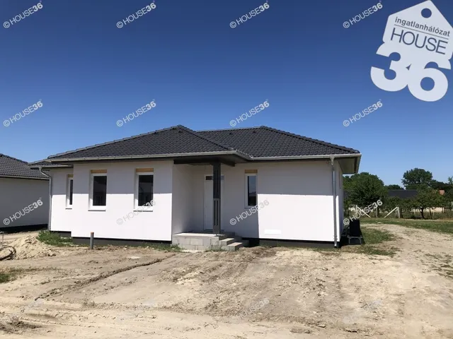 Eladó ház Kecskemét, Alsószéktó 107 nm