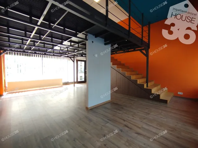 Kiadó kereskedelmi és ipari ingatlan Kecskemét 133 nm