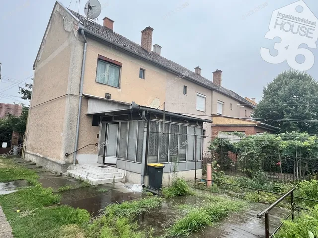Eladó lakás Kiskunfélegyháza, Móraváros 74 nm