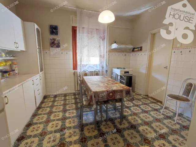Eladó ház Nagykőrös 120 nm