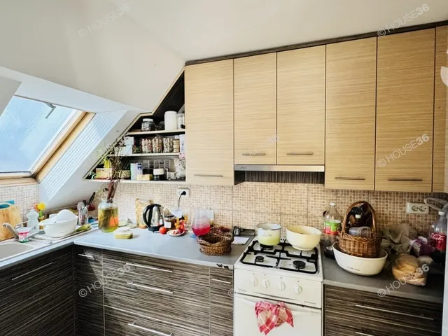 Eladó ház Kecskemét, Petőfiváros 185 nm