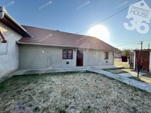 Eladó ház Kunszállás 60 nm