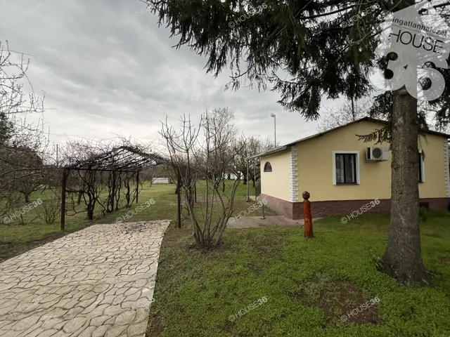 Eladó ház Kecskemét, Úrihegy 40 nm