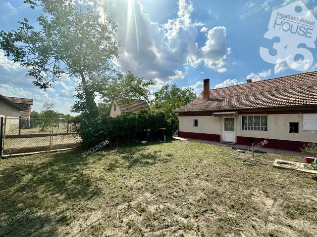 Eladó ház Jászszentlászló 52 nm
