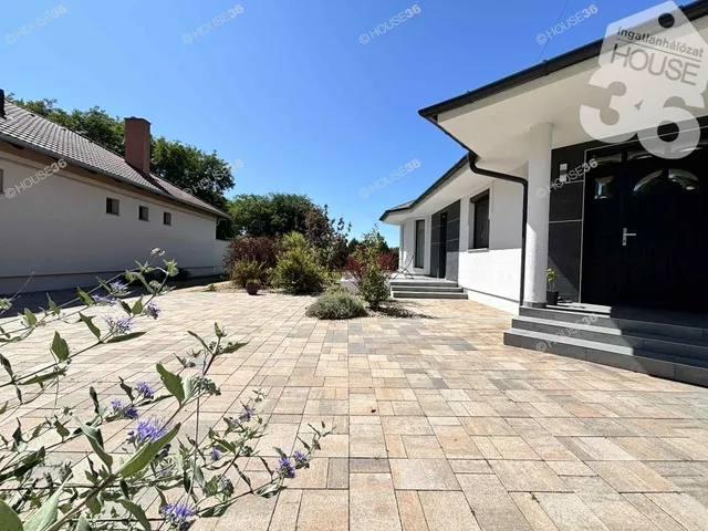 Eladó ház Helvécia 105 nm