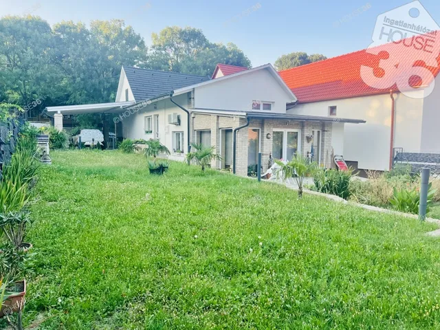 Eladó ház Szekszárd 140 nm