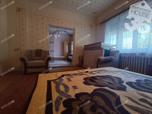 Eladó ház Kunszállás 83 nm