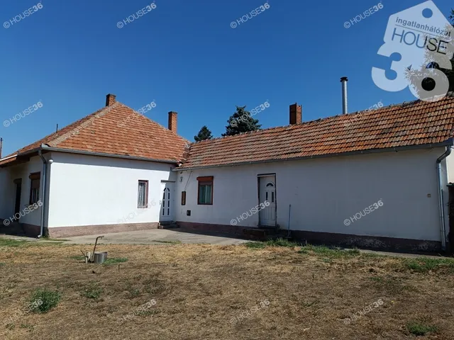 Eladó ház Kunszállás 83 nm