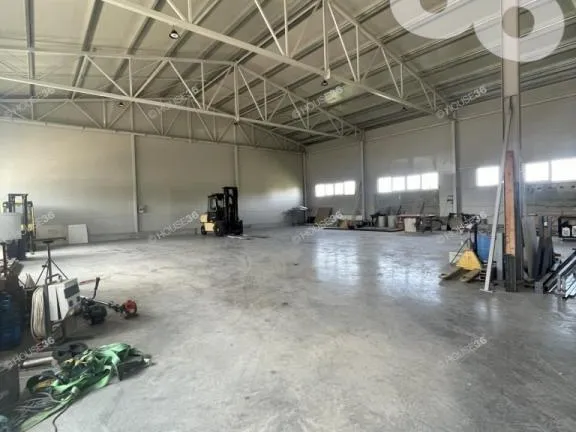 Eladó kereskedelmi és ipari ingatlan Kecskemét, Hunyadiváros 1656 nm