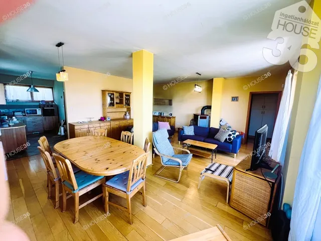 Eladó lakás Szekszárd 352 nm