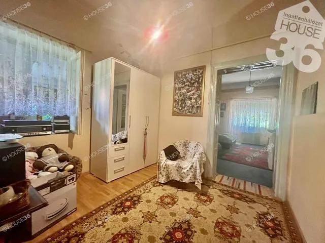 Eladó ház Tiszaalpár 120 nm