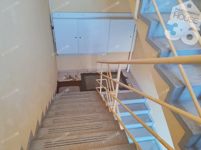 Eladó lakás Kecskemét, Bethlenváros 103 nm