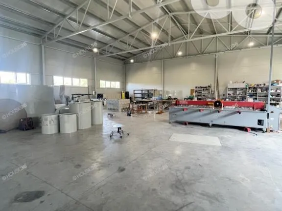 Eladó kereskedelmi és ipari ingatlan Kecskemét 1656 nm