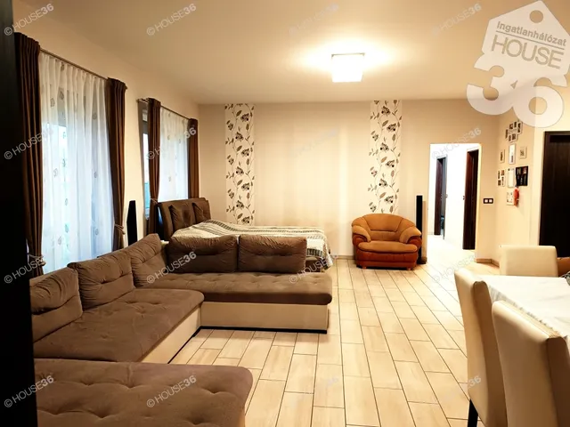 Eladó ház Kecskemét, Petőfiváros 108 nm