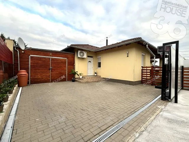 Eladó ház Ballószög 107 nm