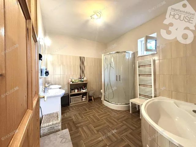 Eladó ház Ballószög 107 nm