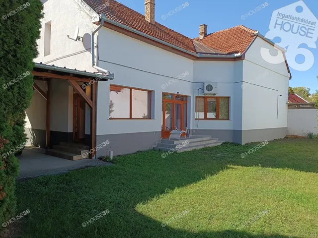 Eladó ház Kiskunfélegyháza 110 nm