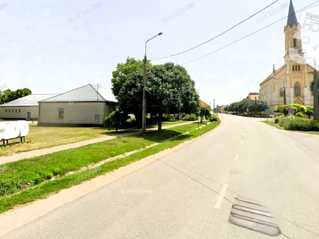 Eladó ház Fadd 201 nm