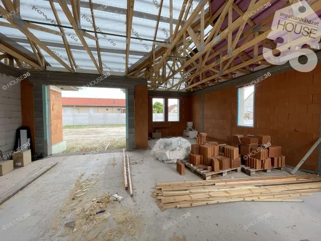 Eladó ház Helvécia 90 nm