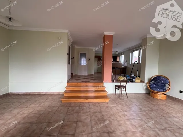 Eladó ház Kecskemét 180 nm