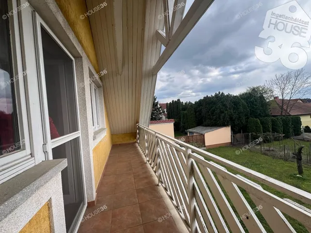 Eladó ház Kecskemét 180 nm