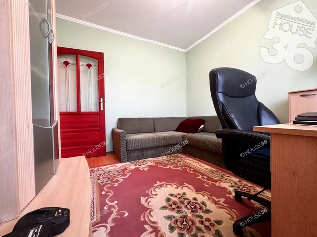 Eladó ház Kecskemét, Hunyadiváros 126 nm