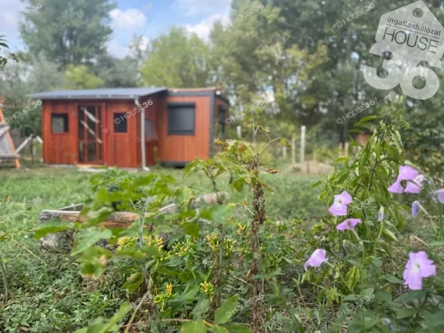 Eladó mezőgazdasági ingatlan Kiskunfélegyháza 27 nm