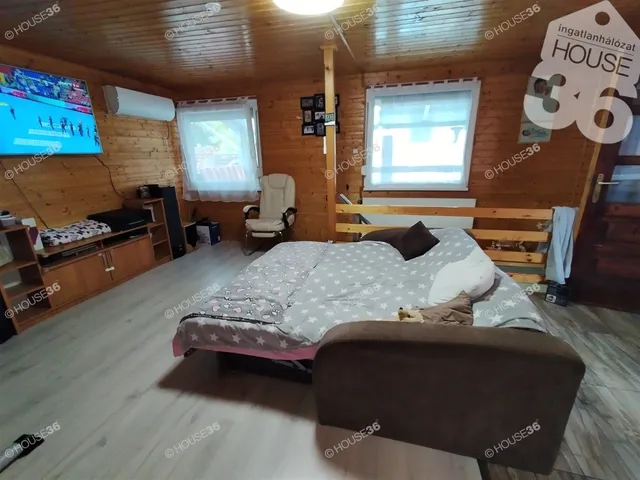 Eladó ház Tiszaalpár 78 nm