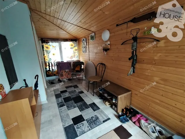 Eladó ház Tiszaalpár 78 nm