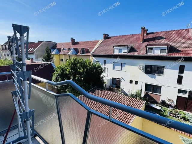 Eladó lakás Kecskemét, Belváros 89 nm