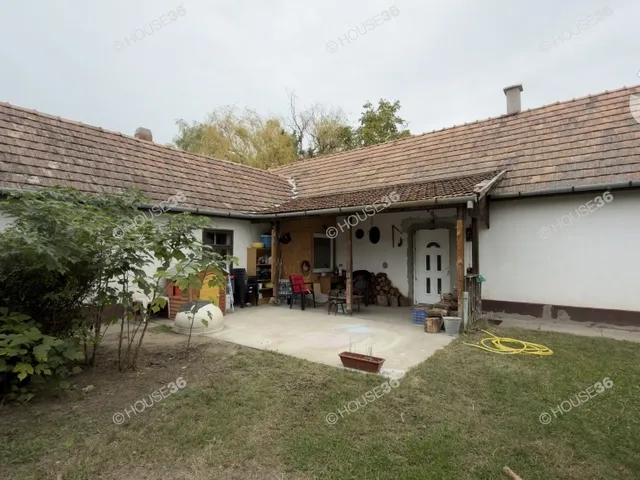 Eladó ház Kecskemét 135 nm