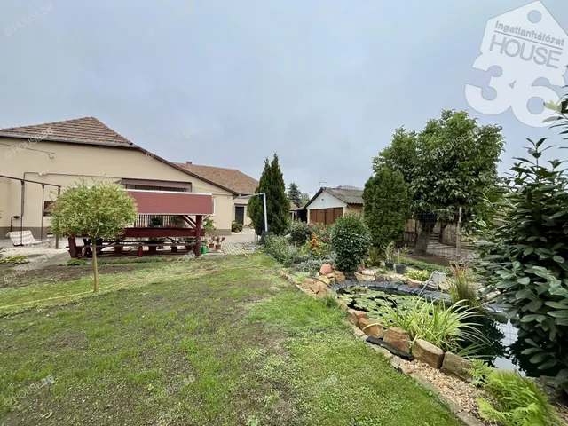 Eladó ház Kiskunfélegyháza 200 nm