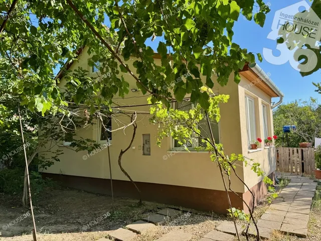 Eladó ház Kecskemét 40 nm