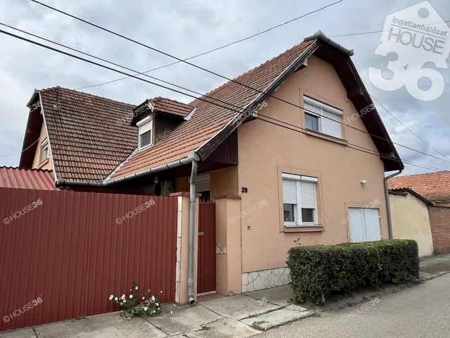 Eladó ház Kiskunfélegyháza 201 nm