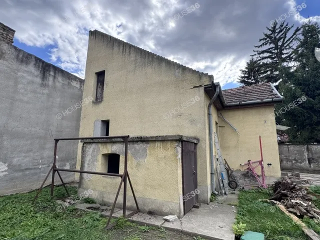 Eladó ház Kecskemét 64 nm
