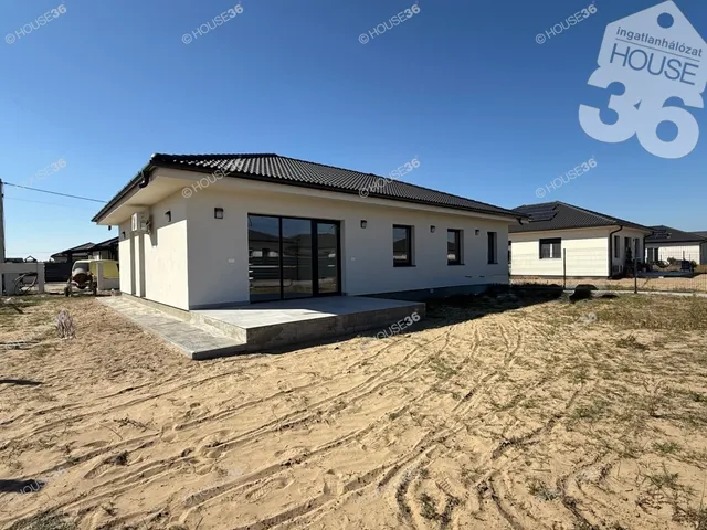 Eladó ház Kecskemét, Kadafalva 127 nm