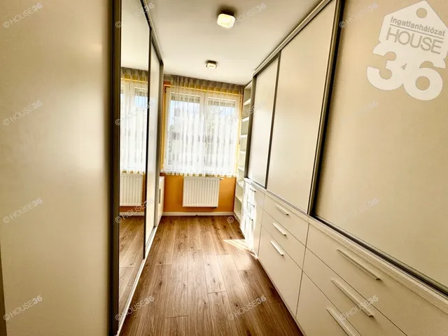 Eladó lakás Kecskemét 105 nm