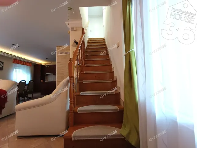 Eladó ház Kecskemét, Petőfiváros 160 nm